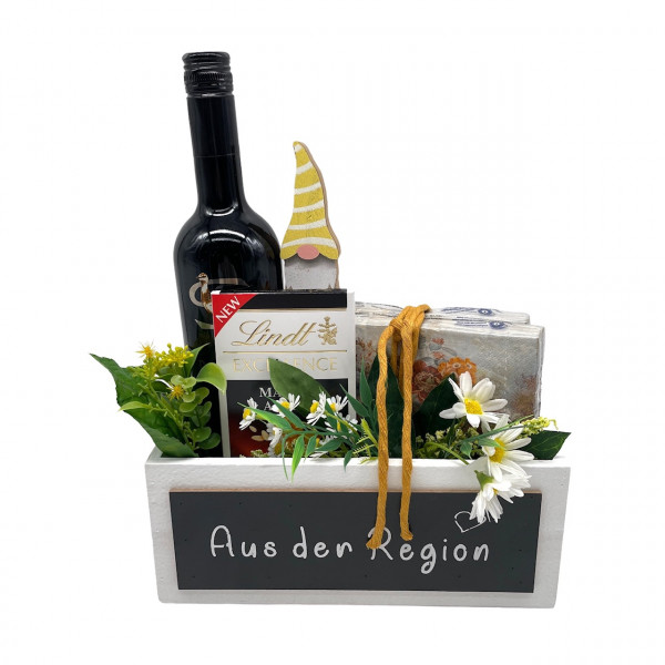 Holzbox &quot;Aus der Region&quot; mit Servietten, Blumen und Wichtel (Dekovorschlag-nicht bestellbar)