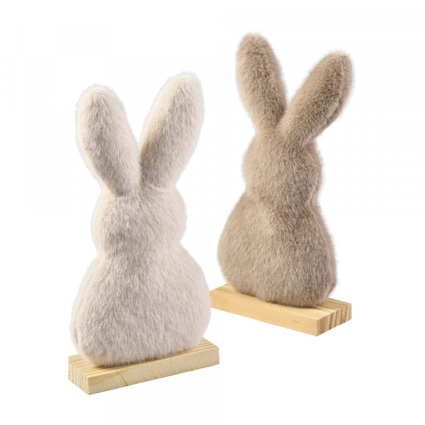 Poly Hase auf Holzstand 2f sort.